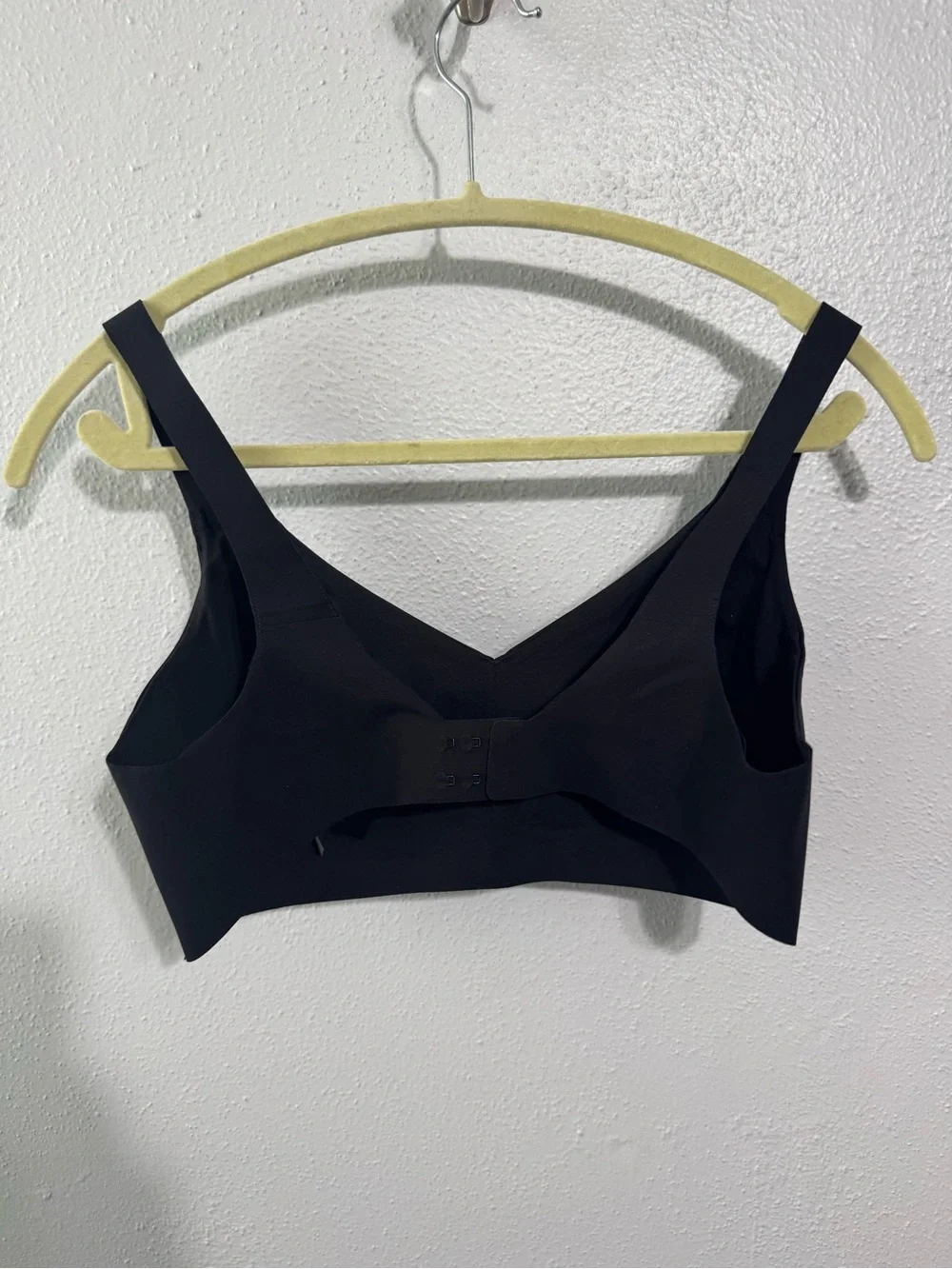 lululemon athletica like nothing wireless Black Seamless Wireless Bra 38D